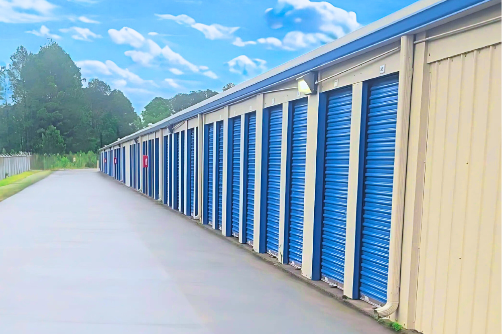 Drive-up self-storage safe Carteret County 28532 Havelock